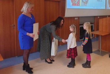 Vyhlášení výsledků výtvarné soutěže s „Hrajeme si s odpady“